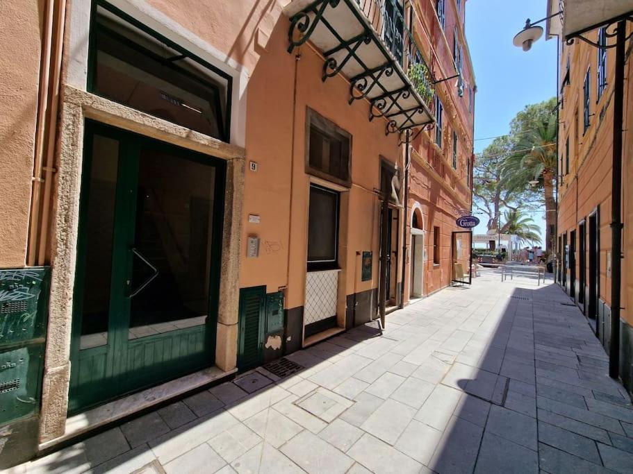 Silver Sands Finale Ligure - Traditional Apartment - 4 Beds & Terrace By The Beach Екстериор снимка
