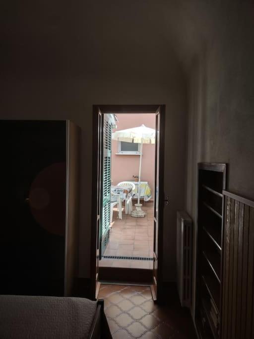 Silver Sands Finale Ligure - Traditional Apartment - 4 Beds & Terrace By The Beach Екстериор снимка